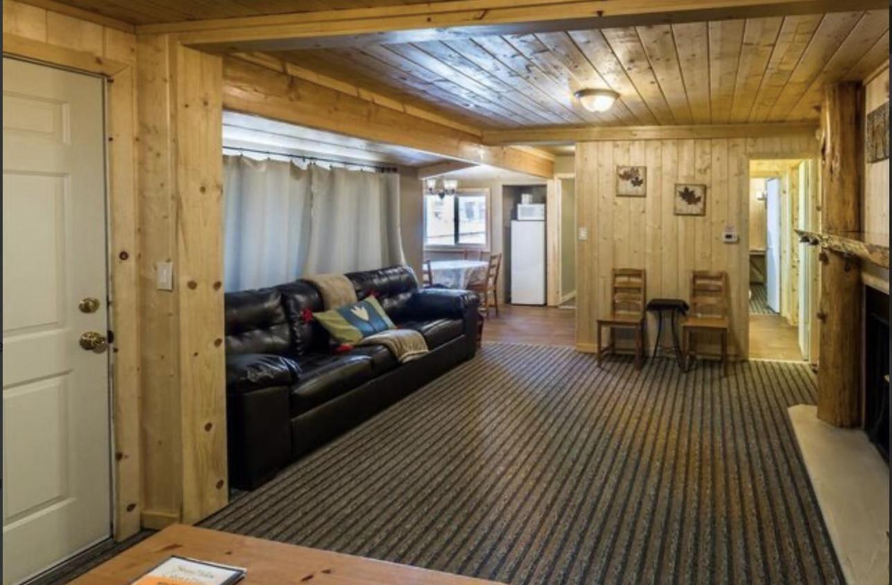 Sleepy Hollow Cabins And Hotel Crestline Bagian luar foto
