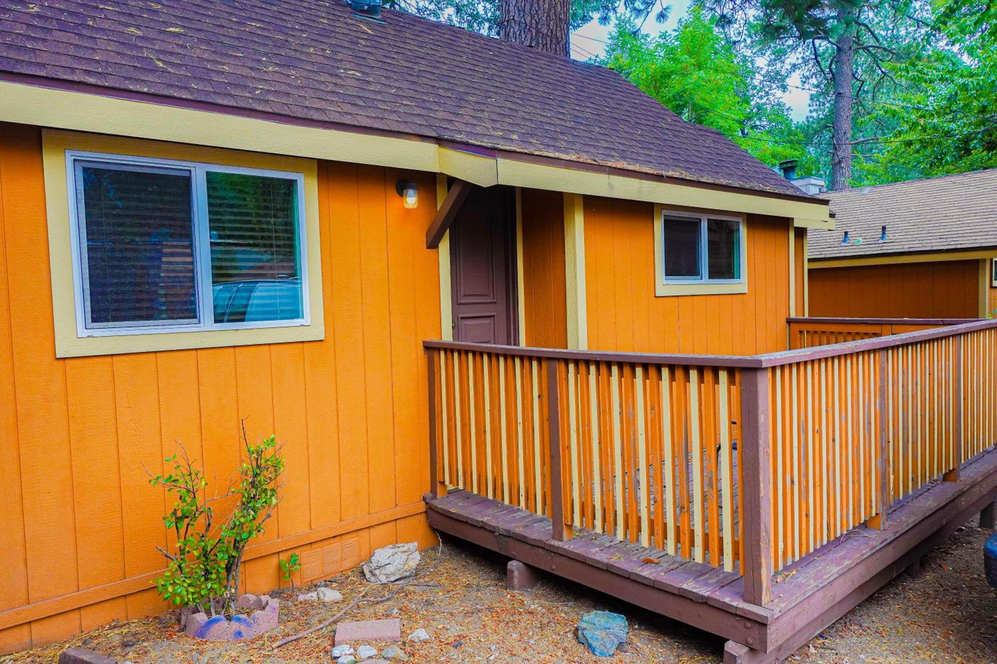Sleepy Hollow Cabins And Hotel Crestline Bagian luar foto