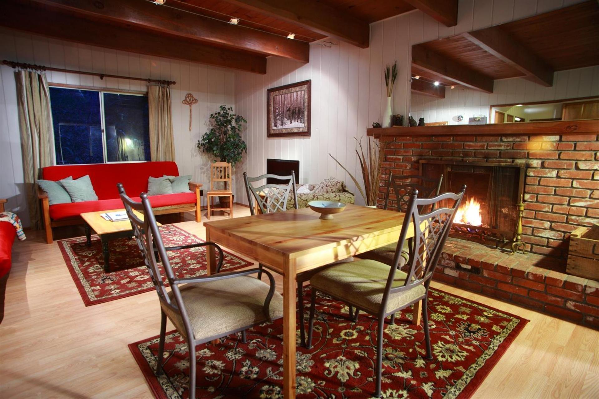 Sleepy Hollow Cabins And Hotel Crestline Bagian luar foto