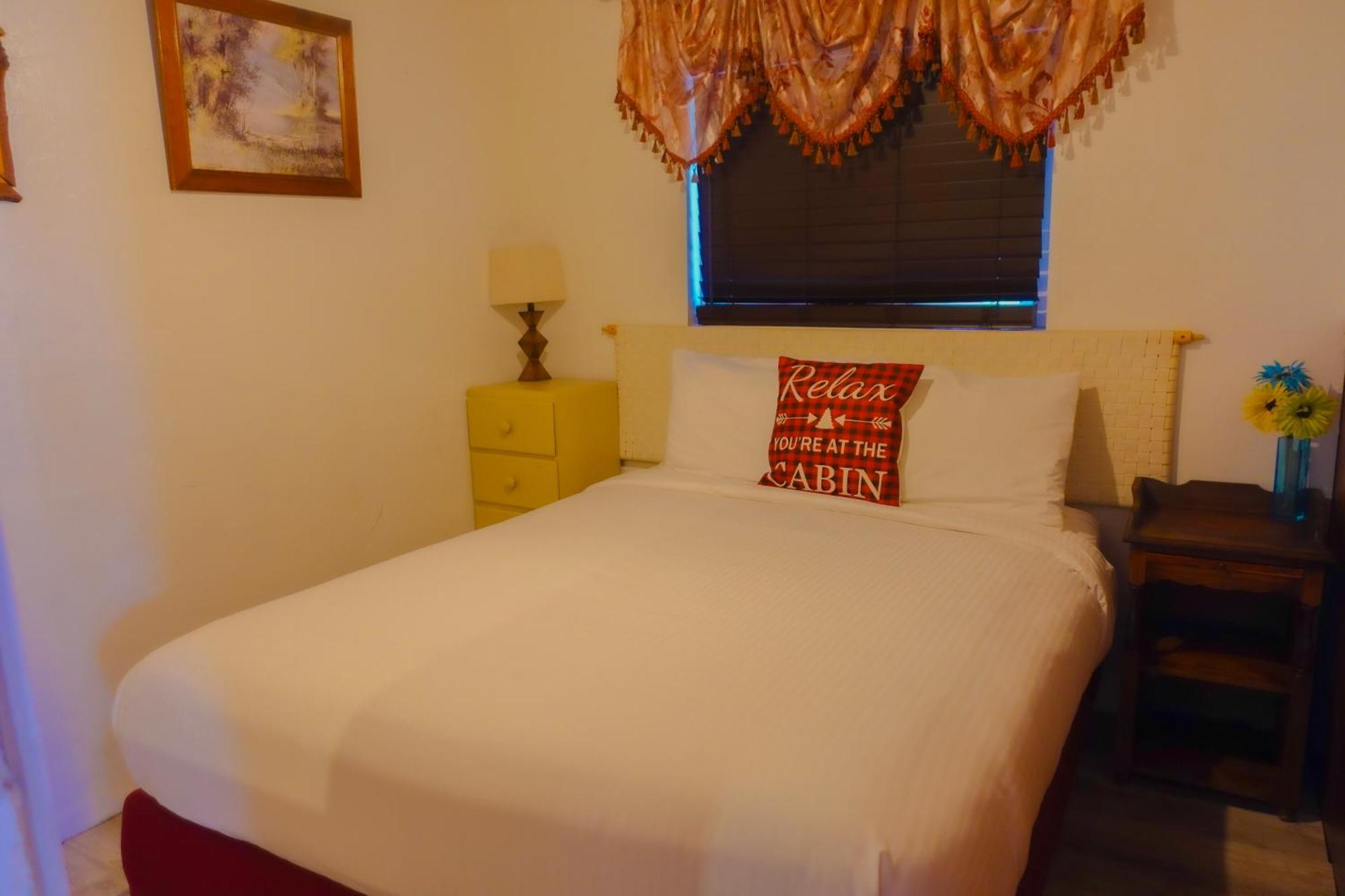Sleepy Hollow Cabins And Hotel Crestline Bagian luar foto