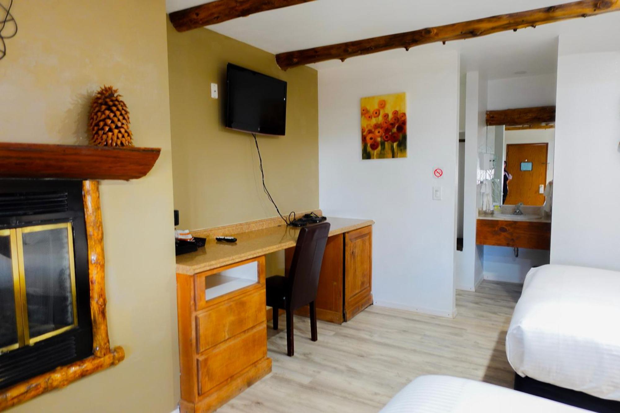 Sleepy Hollow Cabins And Hotel Crestline Bagian luar foto